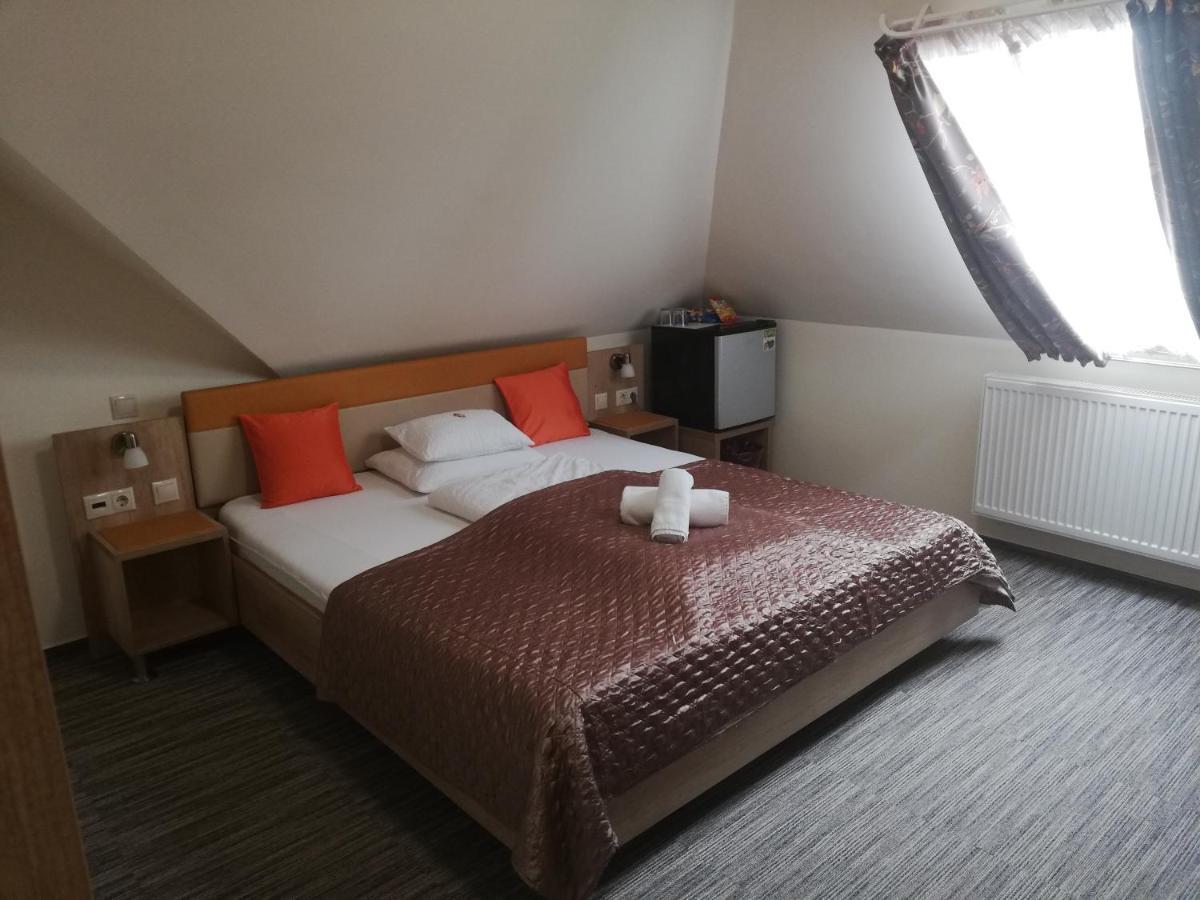 Hotel Dolce Vita Balatonkenese Extérieur photo